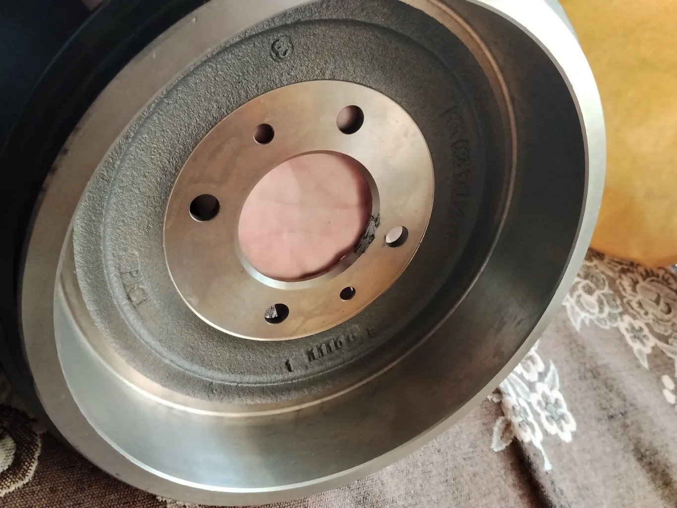 کاسه چرخ اس فورتی کد 1081000196 مناسب برای پژو 405