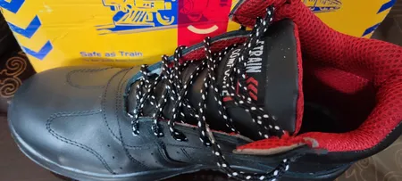 کفش ایمنی ایمن ترن مدل پاور صافتی بلند