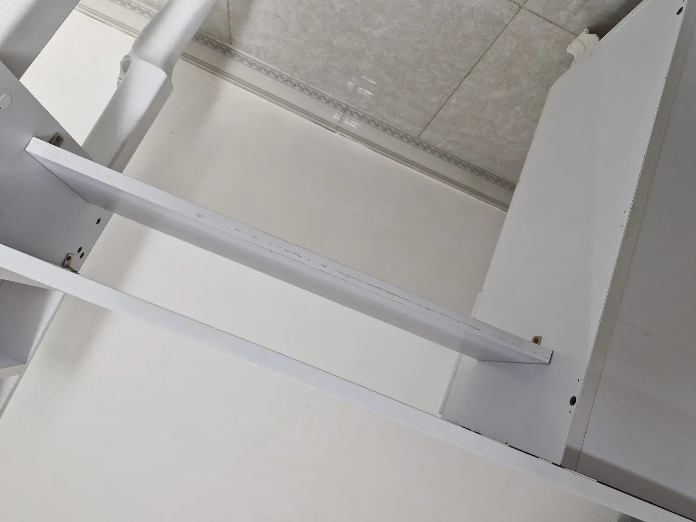 میز کاشت ناخن مدل A002