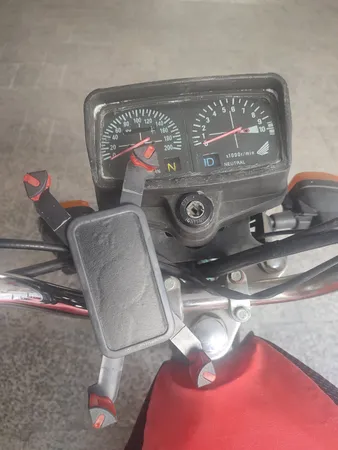 پایه نگهدارنده موبایل مناسب موتور و دوچرخه چهار گوشه مدل Universal Bike Holder