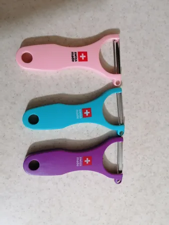 پوست کن کیساگ مدل Crossbow