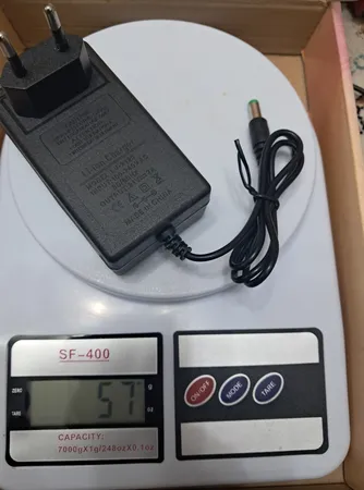 دریل پیچ گوشتی شارژی چکشی 13 میلیمتری 128 ولت دلیکس کد ABI128V