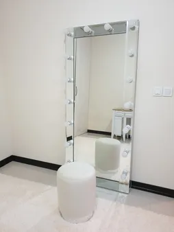 آینه مدل چراغ دار