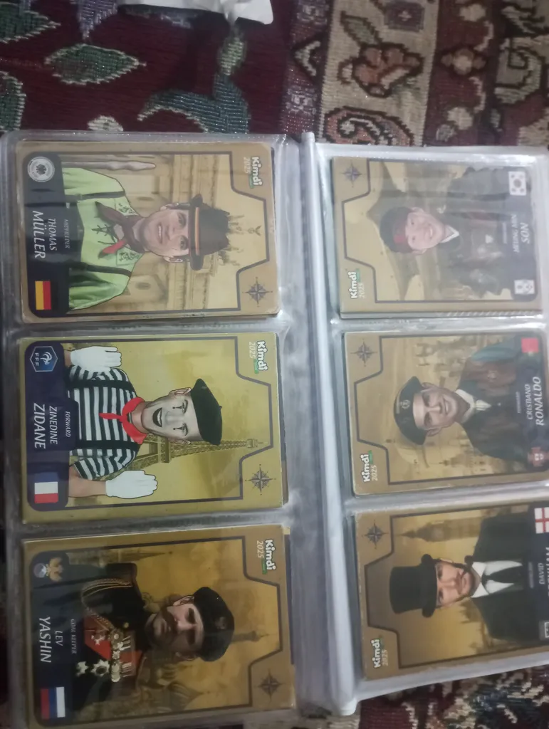 آلبوم کارت فوتبالی کیندی مدل رونالدو 2