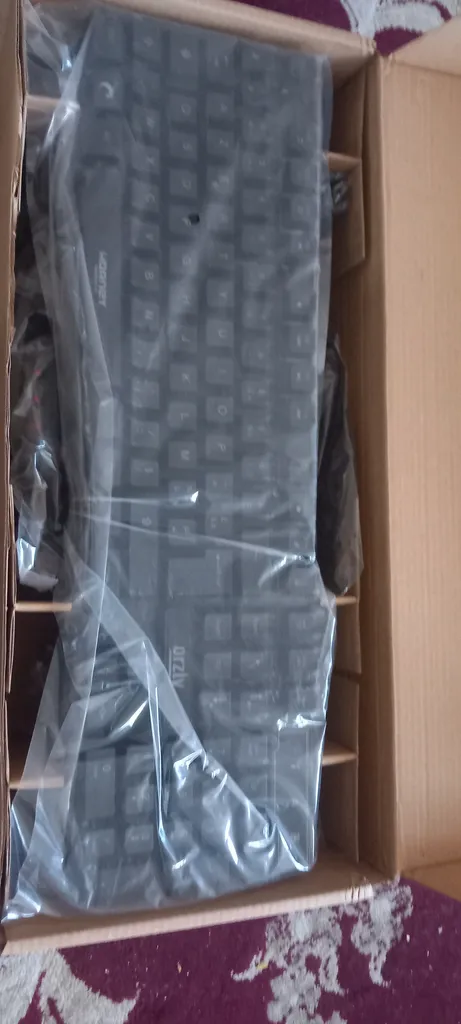 ست گیمینگ اورزلی مدل HORNET_RX_250_NEON BACKLIGHT، سوییچ ممبران، Full-Size، نورپردازی LED RGB