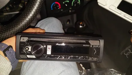 پخش کننده خودرو پایونیر مدل DEH-S4250BT