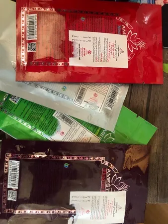 ماسک صورت آمستریس مدل میوه ای وزن 25 گرم بسته 10 عددی