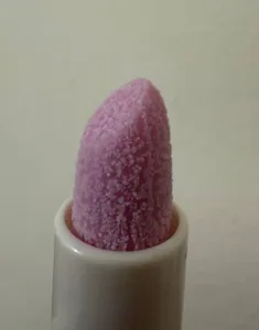 تجریه خرید بالم لب سودا مدل ویتامین A و E