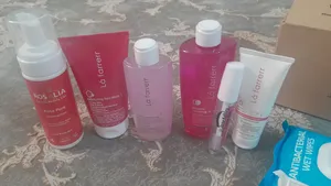 تجریه خرید کرم کنترل‌کننده چربی و آبرسان لافارر مدل 01 مناسب پوستهای چرب و مستعد آکنه حجم 75 میلی‌لیتر