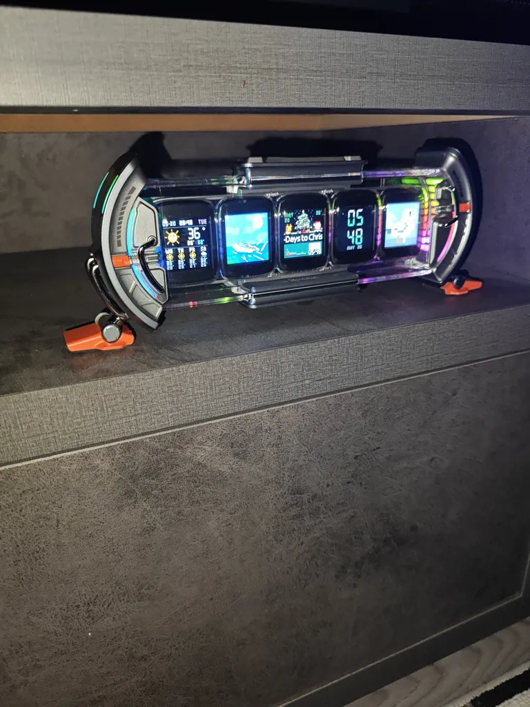 ساعت رومیزی دیووم مدل Times Gate