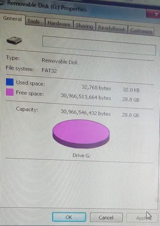 کارت حافظه‌ microSDHC کیوکسیا مدل EXCERIA کلاس 10 استاندارد UHS-I U1 سرعت 100MBps ظرفیت 32 گیگابایت به همراه آداپتور SD