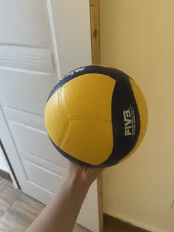 توپ والیبال مدل V200W