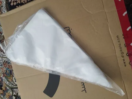 قیف خامه زن یکبار مصرف ویلتی مدل dpr100 بسته 100 عددی