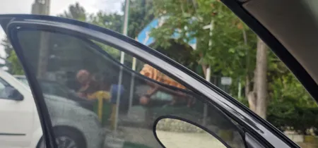 آفتاب گیر شیشه خودرو لنزووو مدل 2066 مناسب برای پژو 206 مجموعه 6 عددی