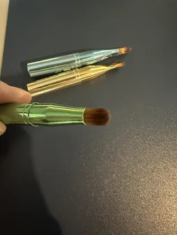 برس آرایشی مدل 4