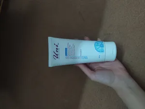 تجریه خرید ژل پاک کننده صورت یونی لد مدل Normal To Combination Skin حجم 200 میلی لیتر