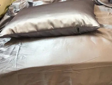 رو بالشی ملولی مدل ساتن ابریشم