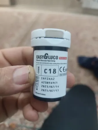 نوار دستگاه تست قند خون ایزی گلوکو مدل اتوکدینگ بسته 50 عددی