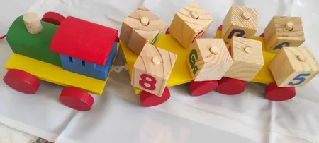 بازی آموزشی مونته سوری طرح قطار