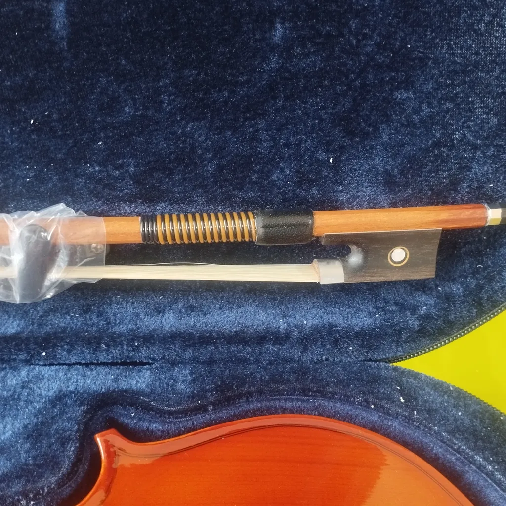 ویولن تی اف مدل 142 سایز 4/4