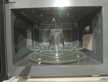 مایکروفر پاناسونیک مدل NN-SM255