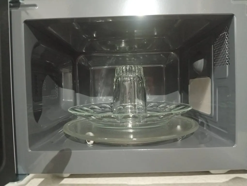 مایکروفر پاناسونیک مدل NN-SM255 مایکروفر پاناسونیک مدل NN-SM255
