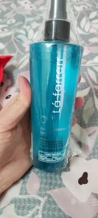 اسپری نرم کننده و حالت دهنده مو لافارر مدل All type hair حجم 250 میلی لیتر