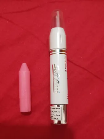 بالم لب میلوس مدل Strawberry