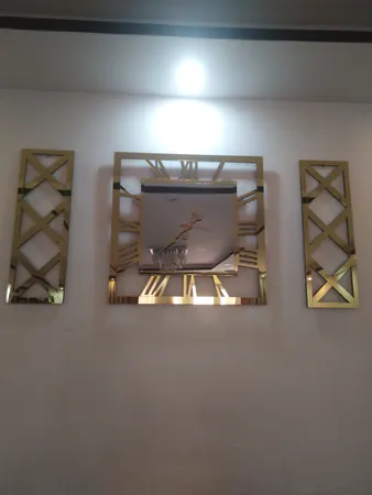 ساعت دیواری آتریکس کد M16 به همراه آینه