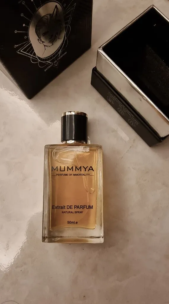 اکستریت پرفیوم مردانه مومیا مدل مارلی لیتون با رایحه گرم حجم 50 میلی لیتر