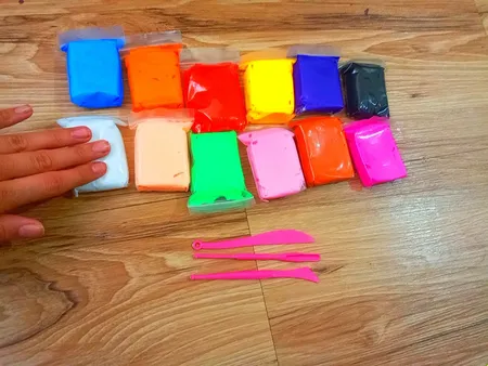 خمیر و ابزار مجسمه سازی مجسمه سازی کد‌ 007 بسته 12 عددی به همراه ابزار