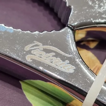 گردو و فندق شکن مدل FZ-714