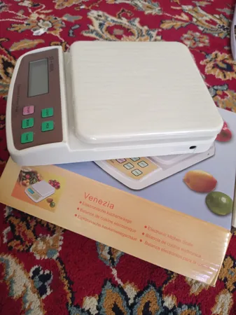 ترازوی آشپزخانه مدل sf400a