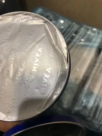 کرم مرطوب کننده نیوآ کد 025 حجم 250 میلی لیتر