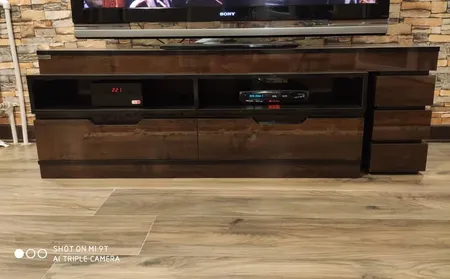 ترانس استابلایزر پرنیک مدل ECO-1000-Full ظرفیت 1000 ولت آمپر