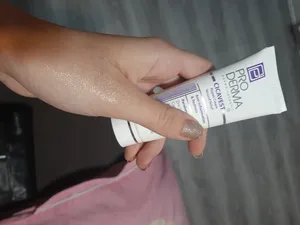 تجریه خرید کرم بازسازی کننده پوست پرودرما مدل Cicavest حجم 40 میلی لیتر