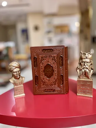 تندیس یادمان طرح رستم دستان کد S250-1