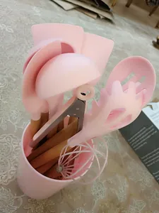 تجریه خرید سرویس کفگیر و ملاقه 12 پارچه کیچن‌ وار ست کد B-2055