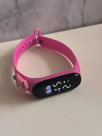 ساعت مچی دیجیتال بچه‌گانه طرح عروسکی کد 4