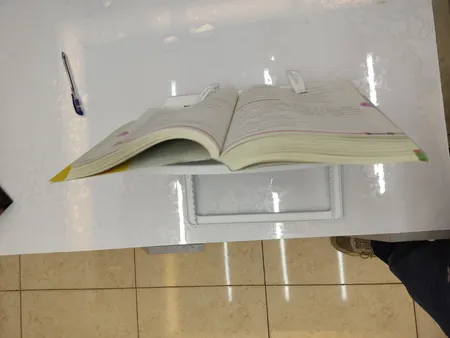 نگهدارنده کتاب کتابیار مدل پلاس