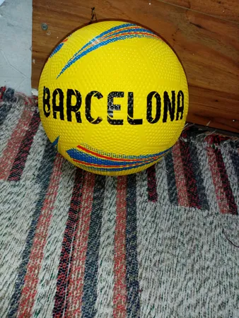 توپ فوتبال طرح بارسلونا مدل PSRG4