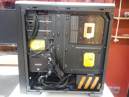 کیس کامپیوتر گرین مدل PARS EVO