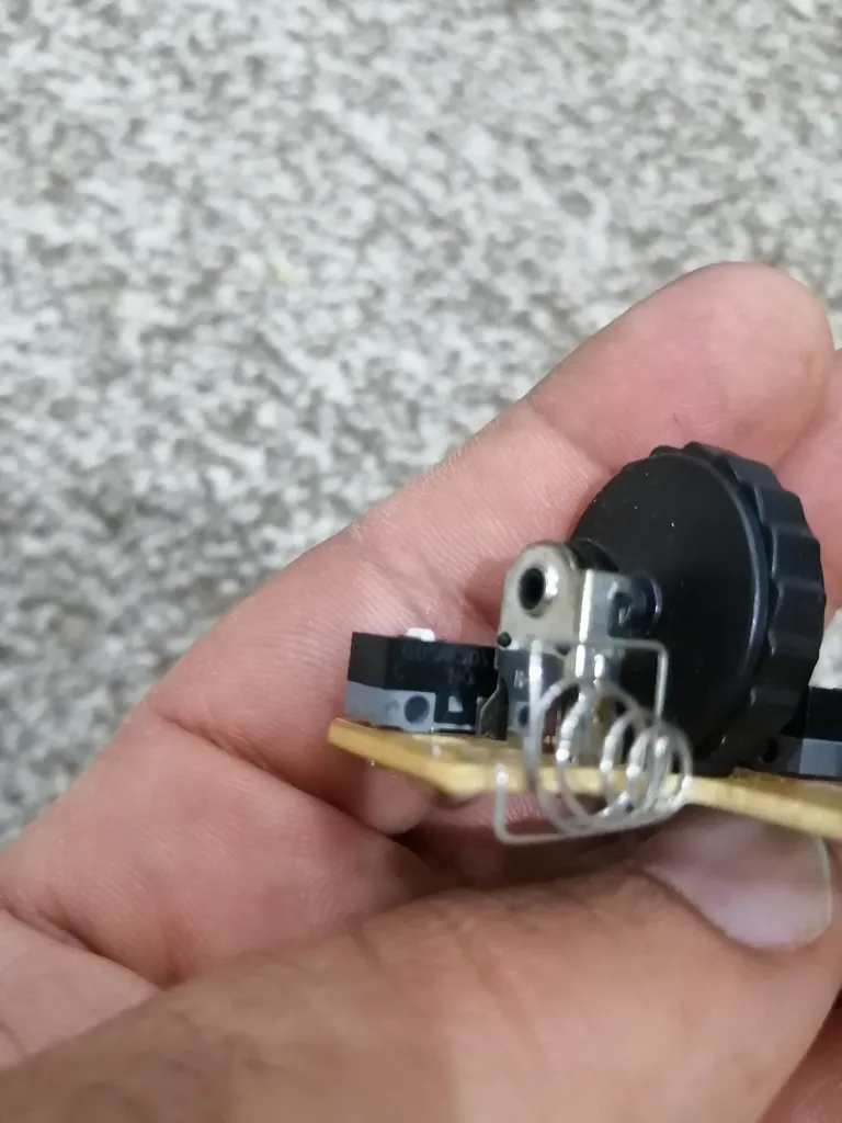 ماوس بی سیم آرمو مدل M26W