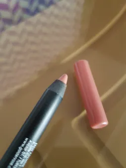 مداد لب گلدن رز مدل DREAM شماره 503