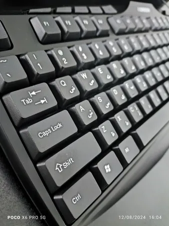 کیبورد گرین مدل GK-302، سوییچ ممبران، Full-Size