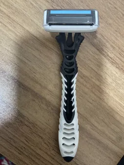 خودتراش دورکو مدل 6blade-vit E-Aloe Vera تحت لیسانس