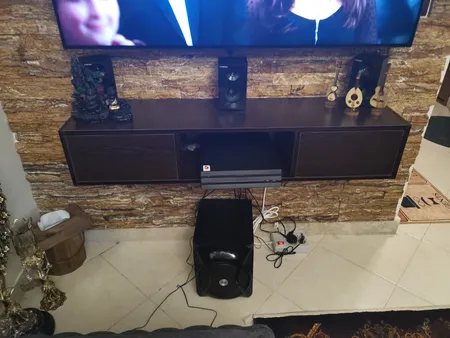 میز تلویزیون دیواری مدل FH86