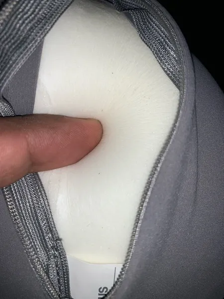 پشتی صندلی خودرو باسئوس مدل BS-CZ009