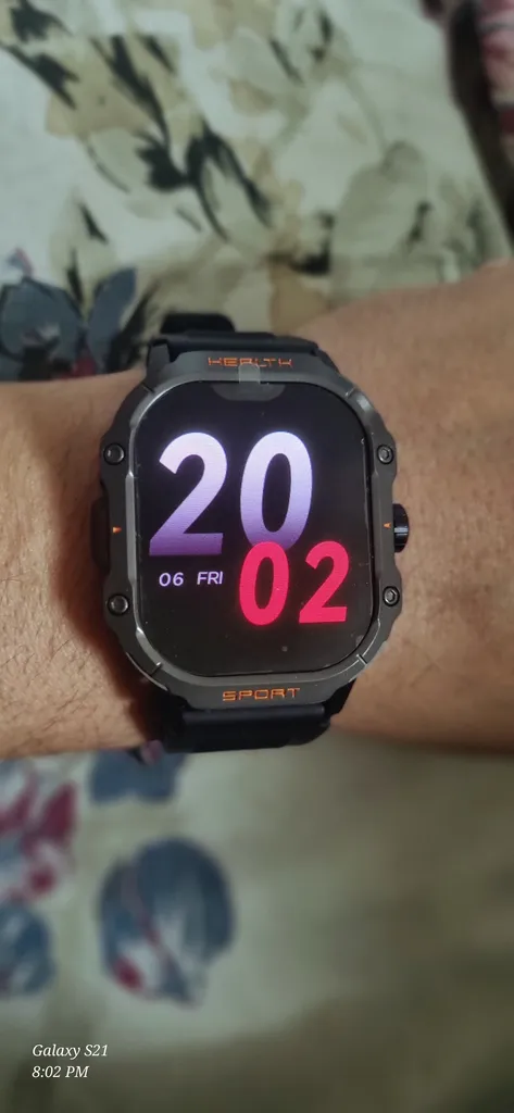 ساعت هوشمند والدوس مدل VD32 Pro قابلیت مکالمه از طریق بلوتوث ضد آب پشتیبانی از زبان فارسی در منو و سیستم‌عامل بند سیلیکونی