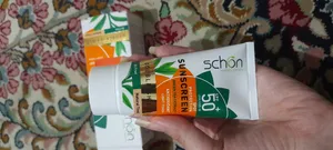 تجریه خرید کرم ضد آفتاب رنگی شون SPF 50 مدل دابل شیلد مناسب انواع پوست حجم 50 میلی لیتر